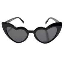 Women Heart Shaped Black Sunglasses Retro UV Protection Eye Glasses