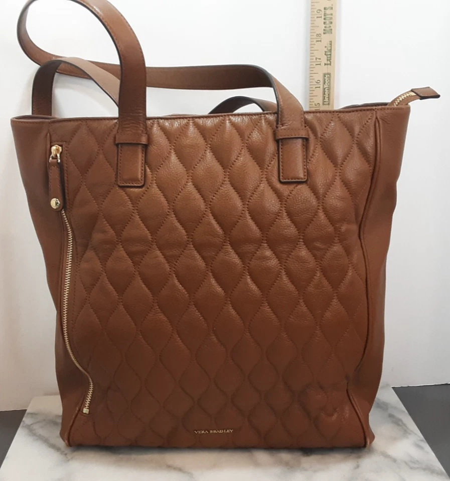 Bolso de Hombro Vera Bradley Nora Cuero Acolchado Marrón Coñac Tono Dorado Cremallera Foto 2 de 4