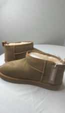 Cushionaire Tan Ankle Boots with Faux Fur Lining
