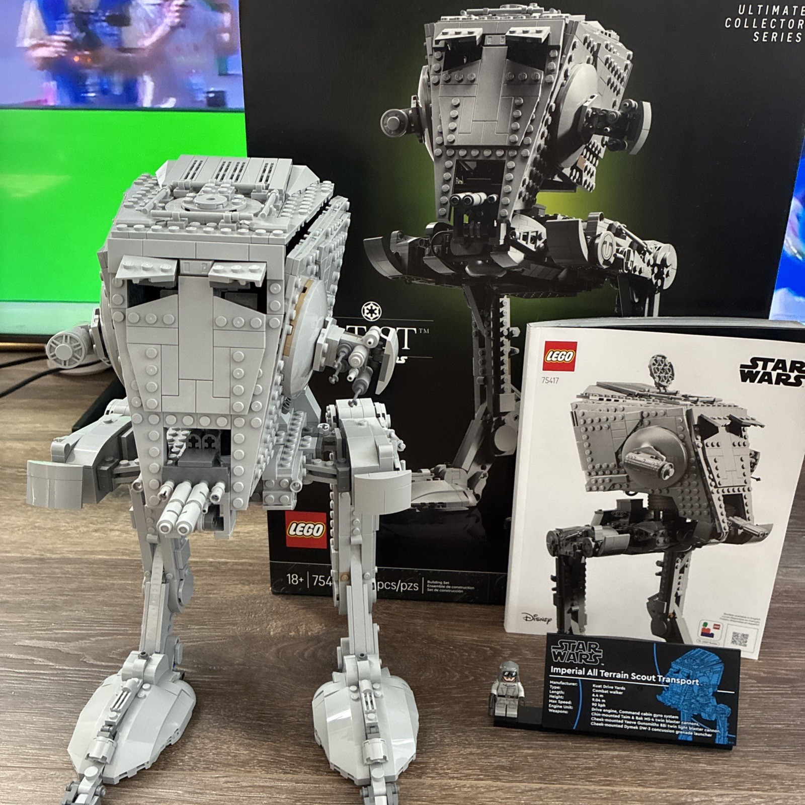 LEGO Star Wars 75417 UCS AT-ST Walker Complete w/manual used