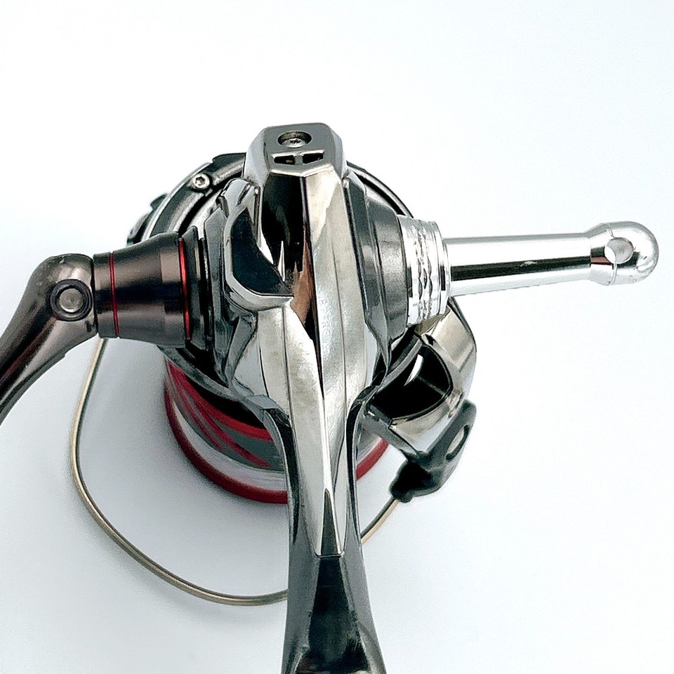 Moulinet Shimano Stradic CI4+ 2500HGSDH – État Mint – Boîte Incluse
