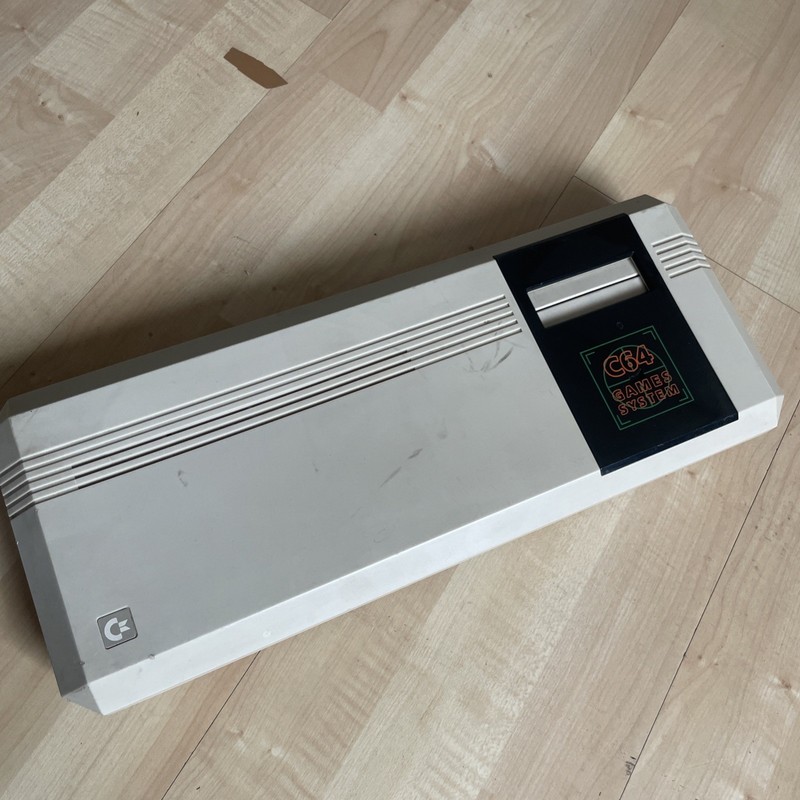 Retro Vintage Commodore 64GS Games System unit only untested