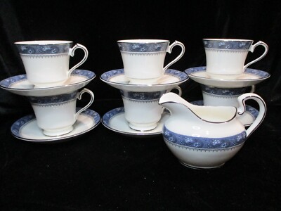 AYNSLEY BLUE MIST BONE CHINA BLUE FLOWER DARK BLUE BAND CUPS