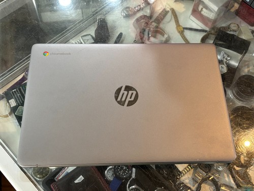 HP CHROMEBOOK 15A-NA0017TU (128GB EMMC / 4GB RAM) IN SILVER - Picture 6 of 16