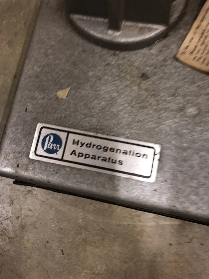 Aparato de hidrogenación Parr Foto 2 de 4