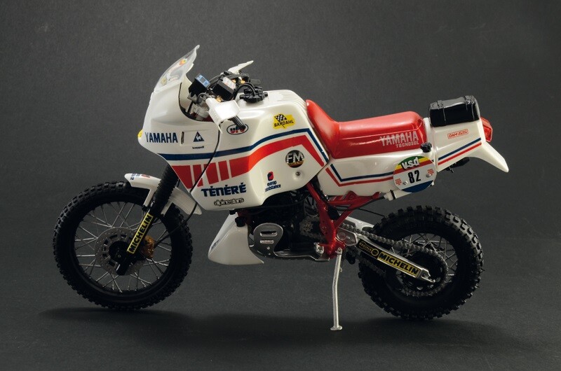 Italeri 4642 1/9 Scale Model Rally Bike Kit Yamaha Tenere 660cc
