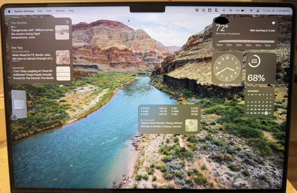 Apple MacBook Pro 14.2