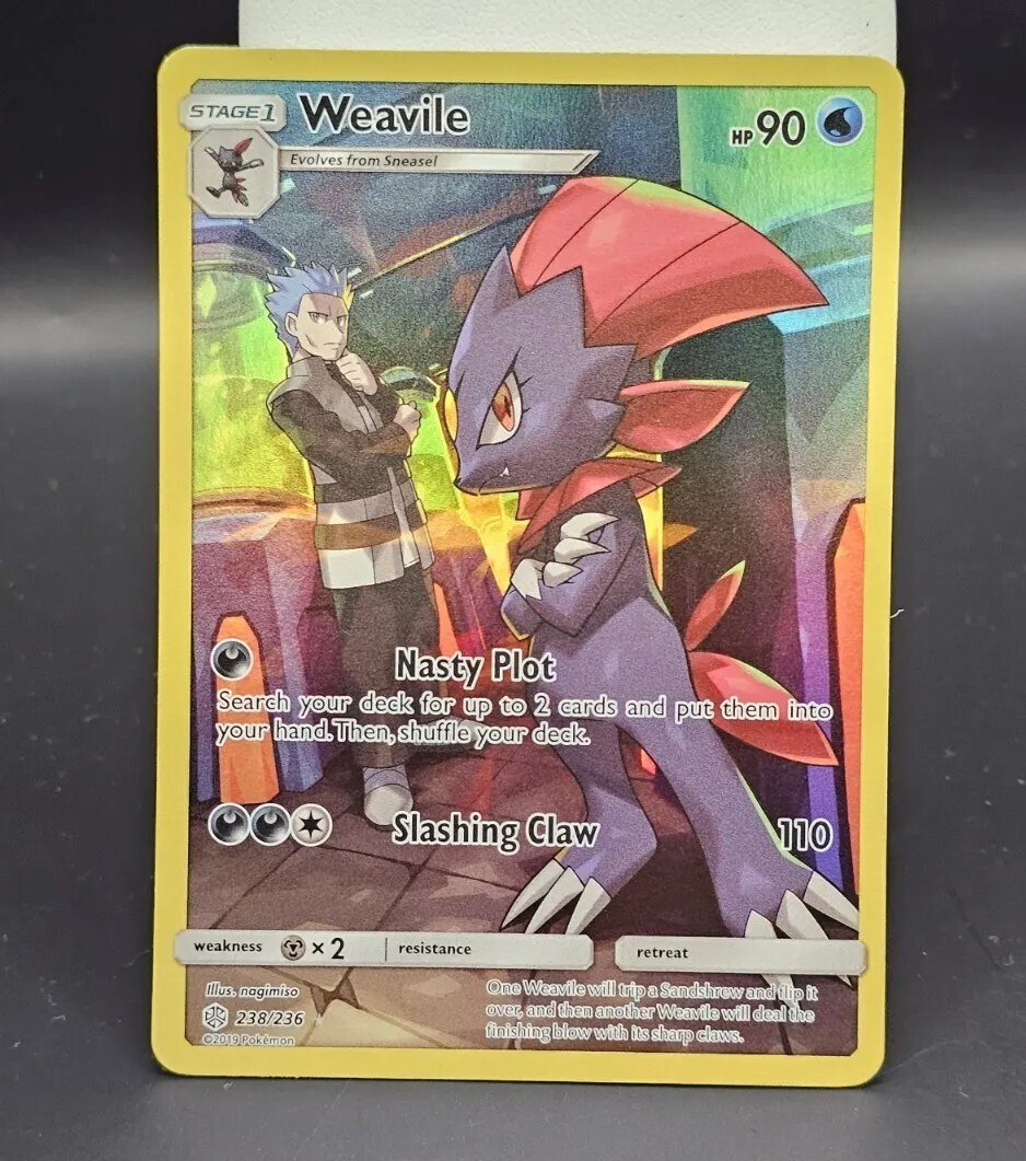 Pokemon Card - Weavile 238/236 - Cosmic Eclipse - Secret Rare, NM! - Full Art