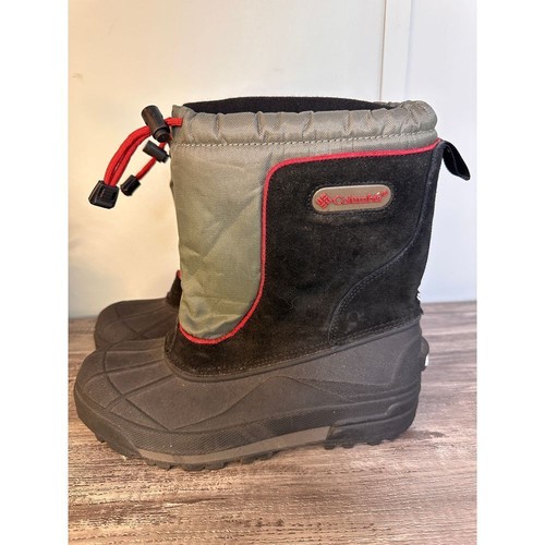 COLUMBIA Bugabarn Jr. Snow Boots Insulated Grey Black Red Youth size 6