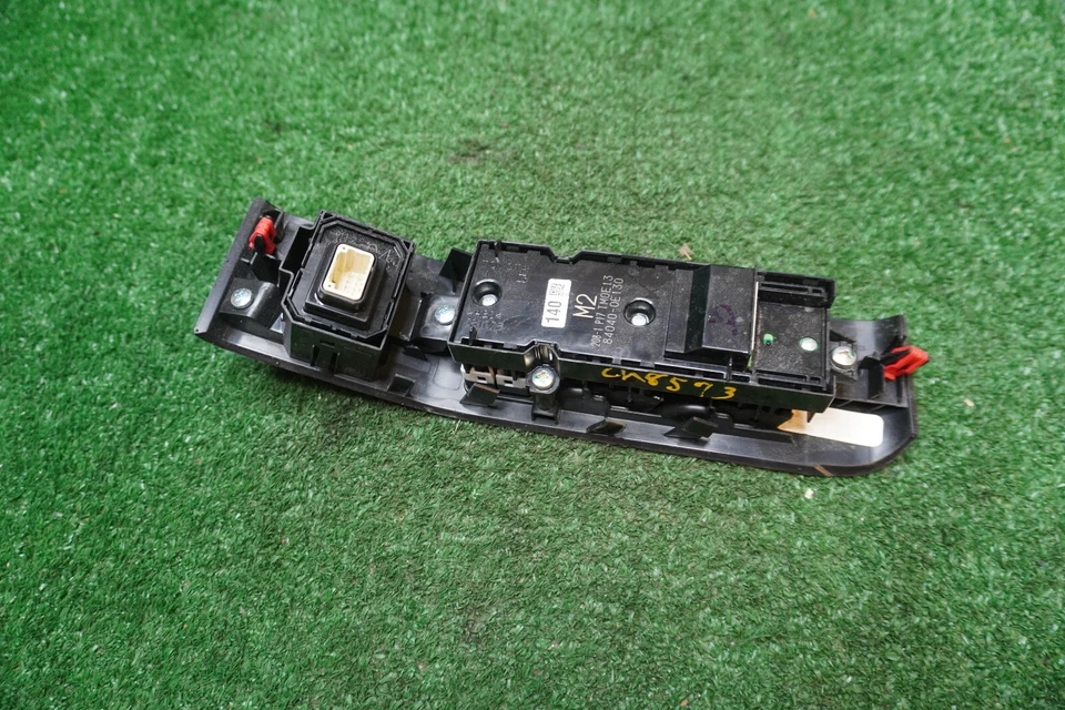 2021 TOYOTA HIGHLANDER Window Switch OEM 7338505 Foto 3 de 4