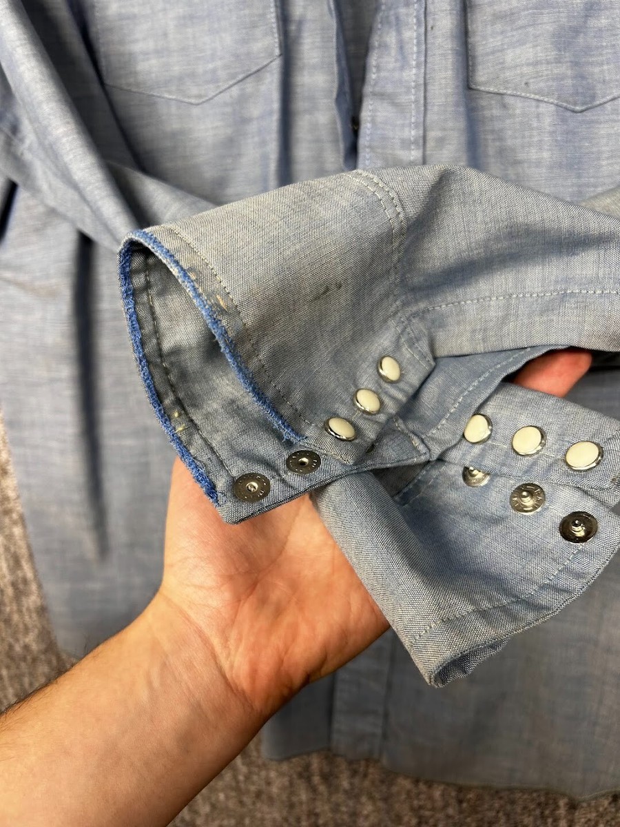 Vintage Dee Cee Western Wear Sawtooth Chambray Pearl Snap Button