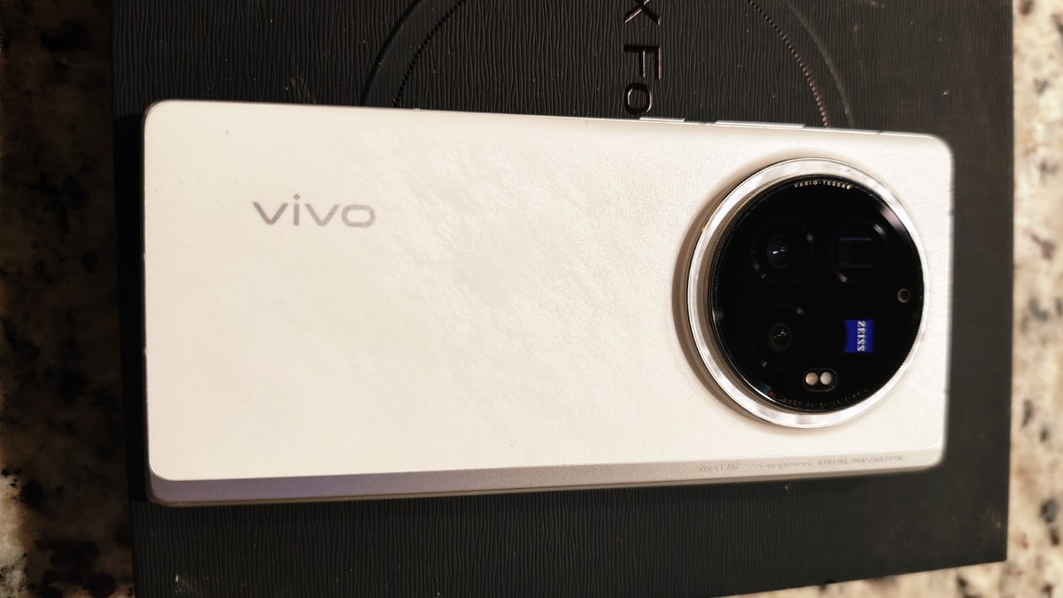 vivo X Fold3 Pro (White 256 GB 12GB RAM) China Version. !!READ