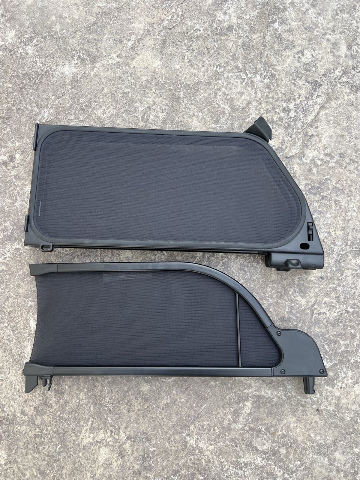 Genuine Ferrari California 2009-18 Wind Deflector & Storage bag