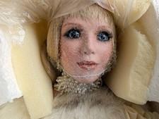 30  Alexa The Snow Bride By Rustie Porcelain ...