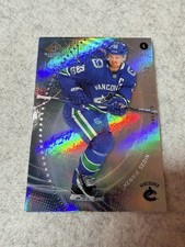 2025-26 Upper Deck Sp Game Used - Henrik Sedin #200 Rainbow /33