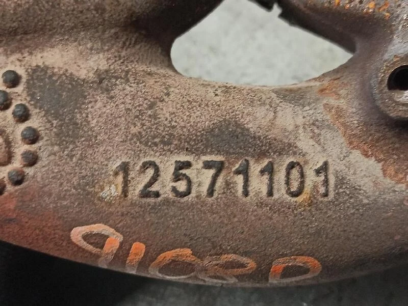 12571101 colector escape para CADILLAC SRX 3.6 V6 CAT 2004 4972179 - Imagen 4 de 4