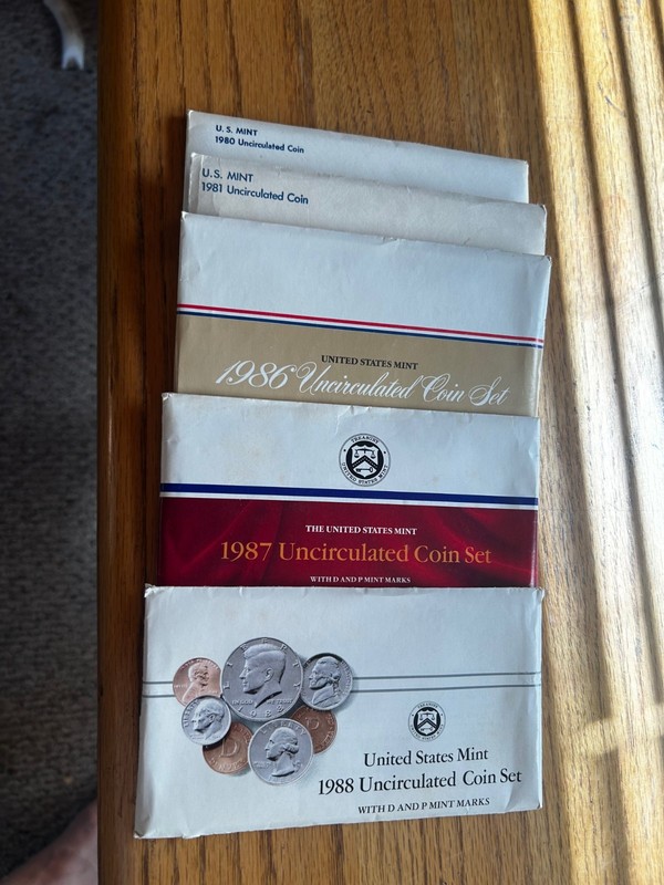 5 Uncirculated 1980 1981 1986 1987 1988, United States Mint Sets, OGP WELL KEPT