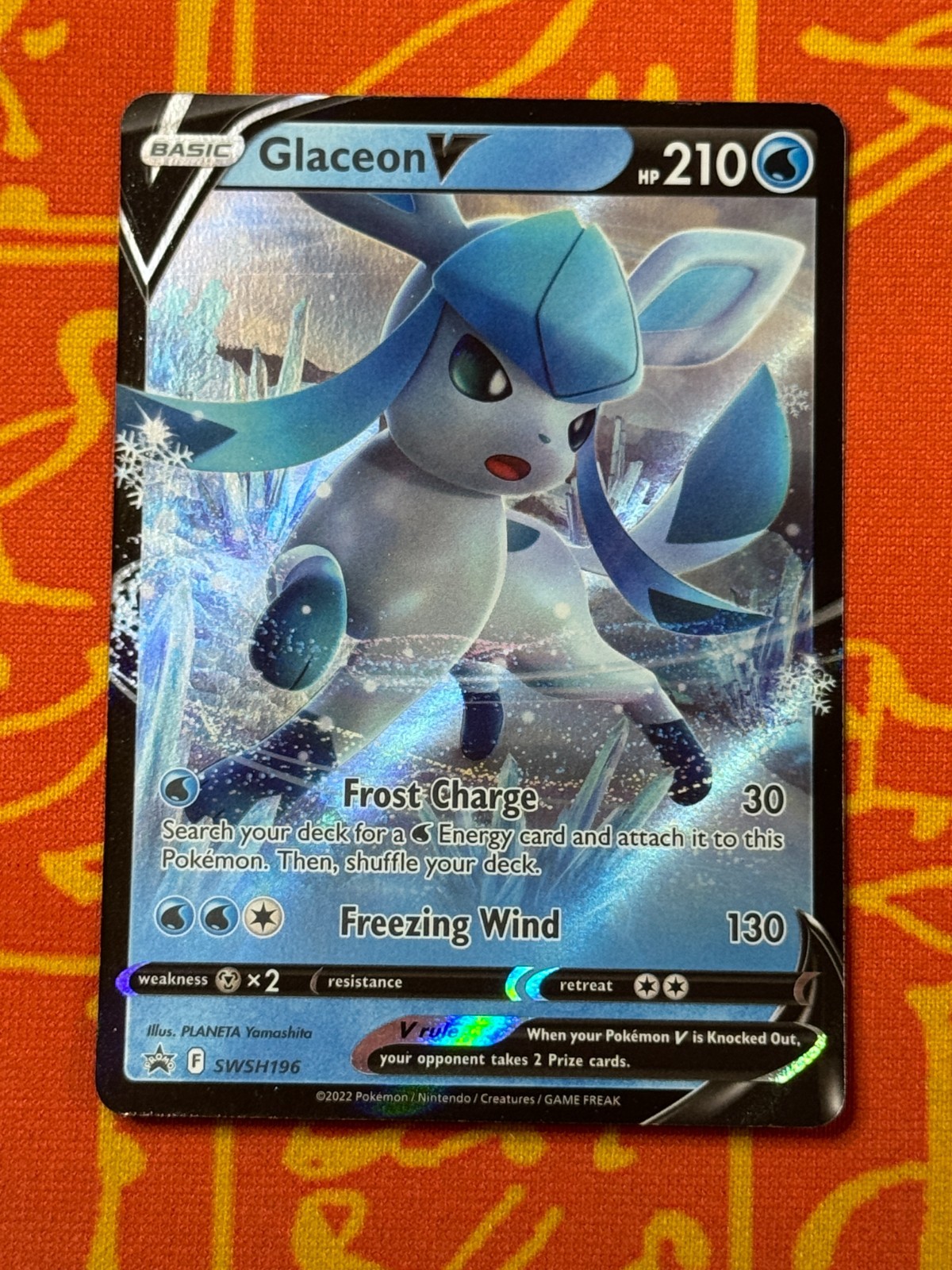 POKEMON TCG GLACEON V SWSH196 HOLO RARE NEAR MINT BLACK STAR PROMO