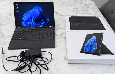 Microsoft Surface Pro 6 Schwarz i5 8GB 256GB SSD + Type Cover QWERTZ