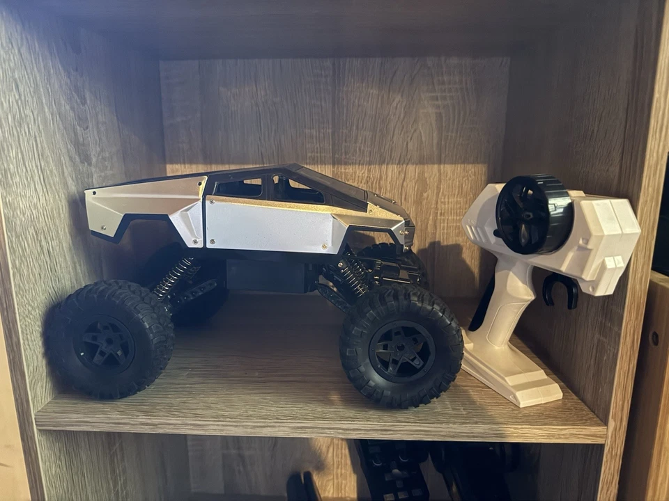 Tesla Cyber грузовик Rc автомобиль для начинающих выглядит по-настоящему отлично подходит для любителей кибер грузовиков🩶 - Изображение 3 из 4