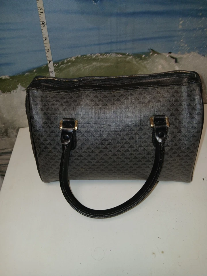 Bolso Liz Claiborne de Cuero Gris Carbón Triángulo Logo Cartera De Colección 1984 Foto 2 de 4