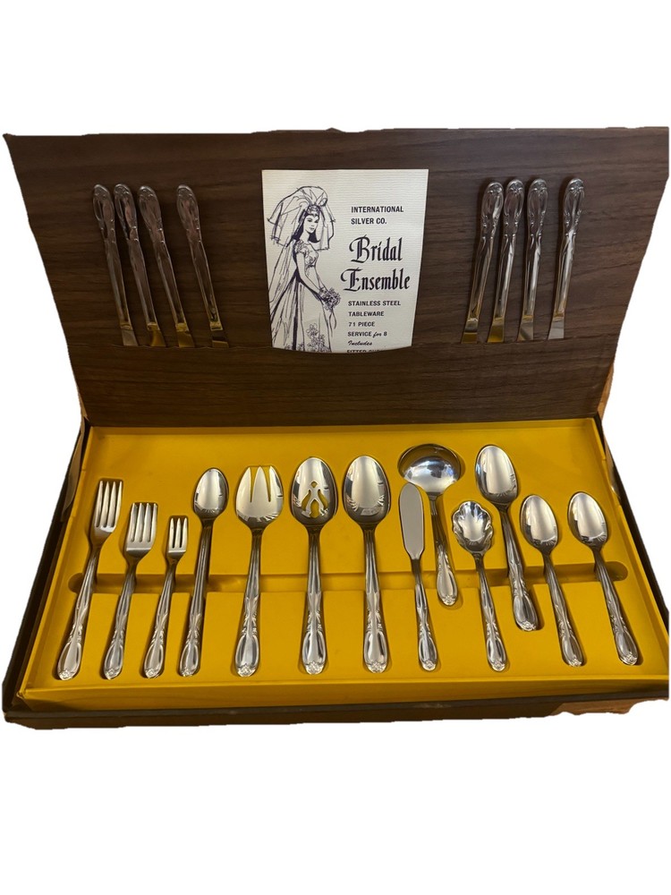 Vintage International Silver Co. BRIDAL ENSEMBLE 71-Piece Stainless Steel - Thumbnail 2