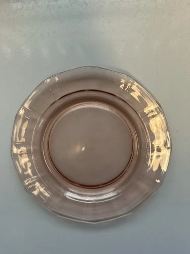 Fostoria Fairfax pink depression glass plate 7-7 1/2”
