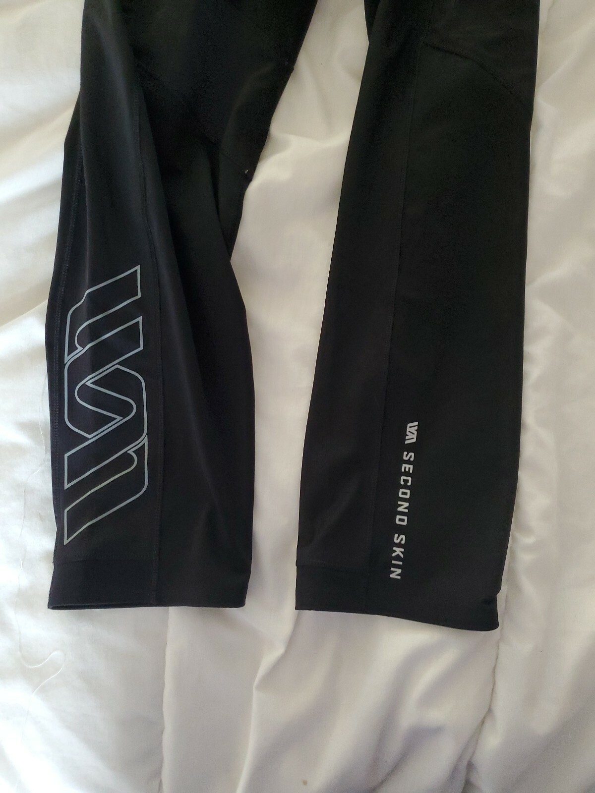 Second Skin Solid Black Compression Crop Leggings… - image 4