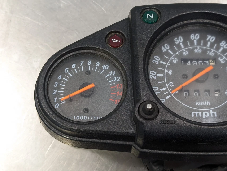 Kawasaki Ninja 250R 2008-2012 velocímetro velocímetro medidor de combustible - 25031-0159 Foto 4 de 4