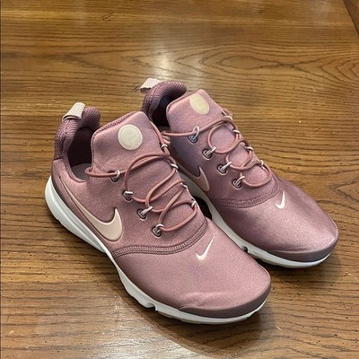 Nike Presto Fly Mauve Sneakers, size 9