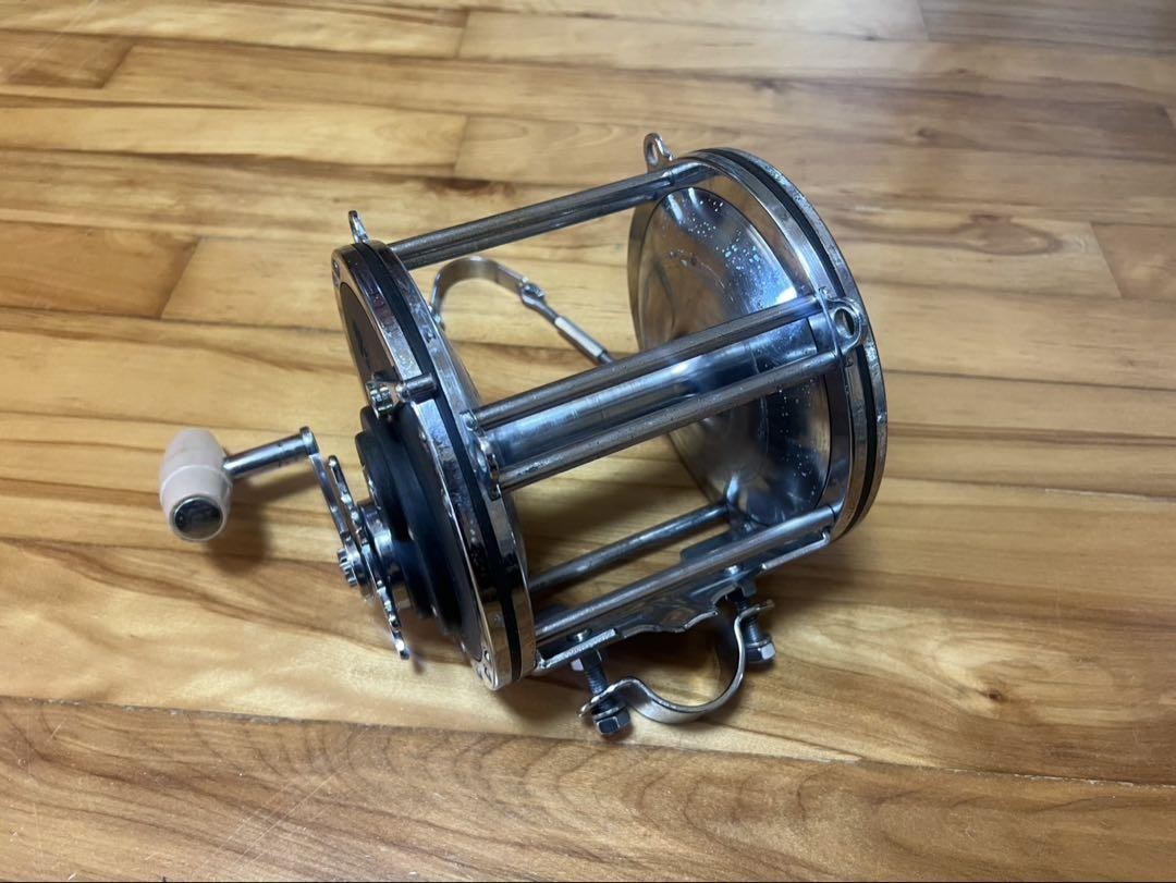 そうちゃんさん専用！！ Penn Senator 16/0 フィッシングリール