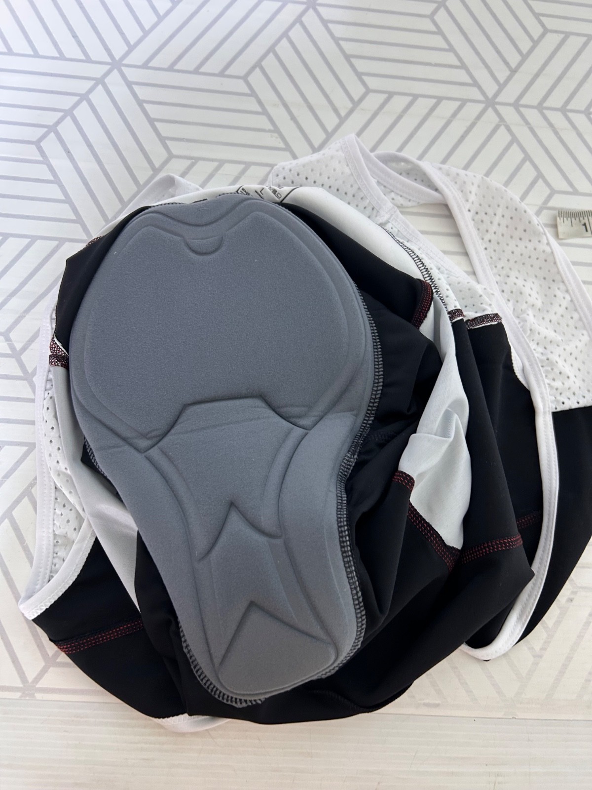 NWT Hincapie Cycling Bib Shorts Women's size Large Calvin University c