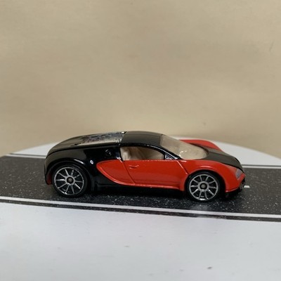 2003 Hot Wheels First Editions #030 18/42 Bugatti Veyron Black/Red Two-Tone NM