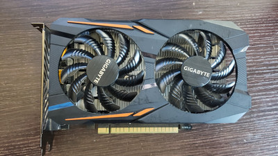 GIGABYTE GV-N105TOC-4GD GeForce GTX 1050 4 GB  Graphics Card