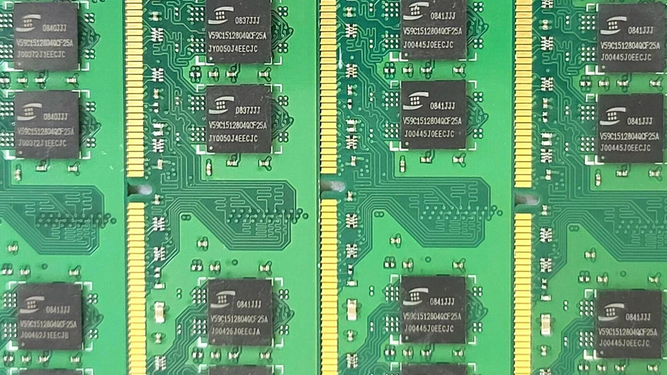 Lot 5 ProMOS 5GB(5X1GB) 2Rx8 DDR2-800-CL6 PC2-6400 240pin DIMM V916764K24QCFW-G6 - Image 4 of 4
