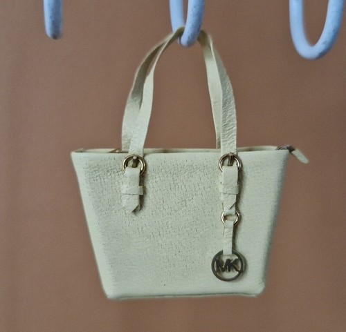 Sac à main miniature pour poupée ou sac de maitrise en cuir Michael Kors