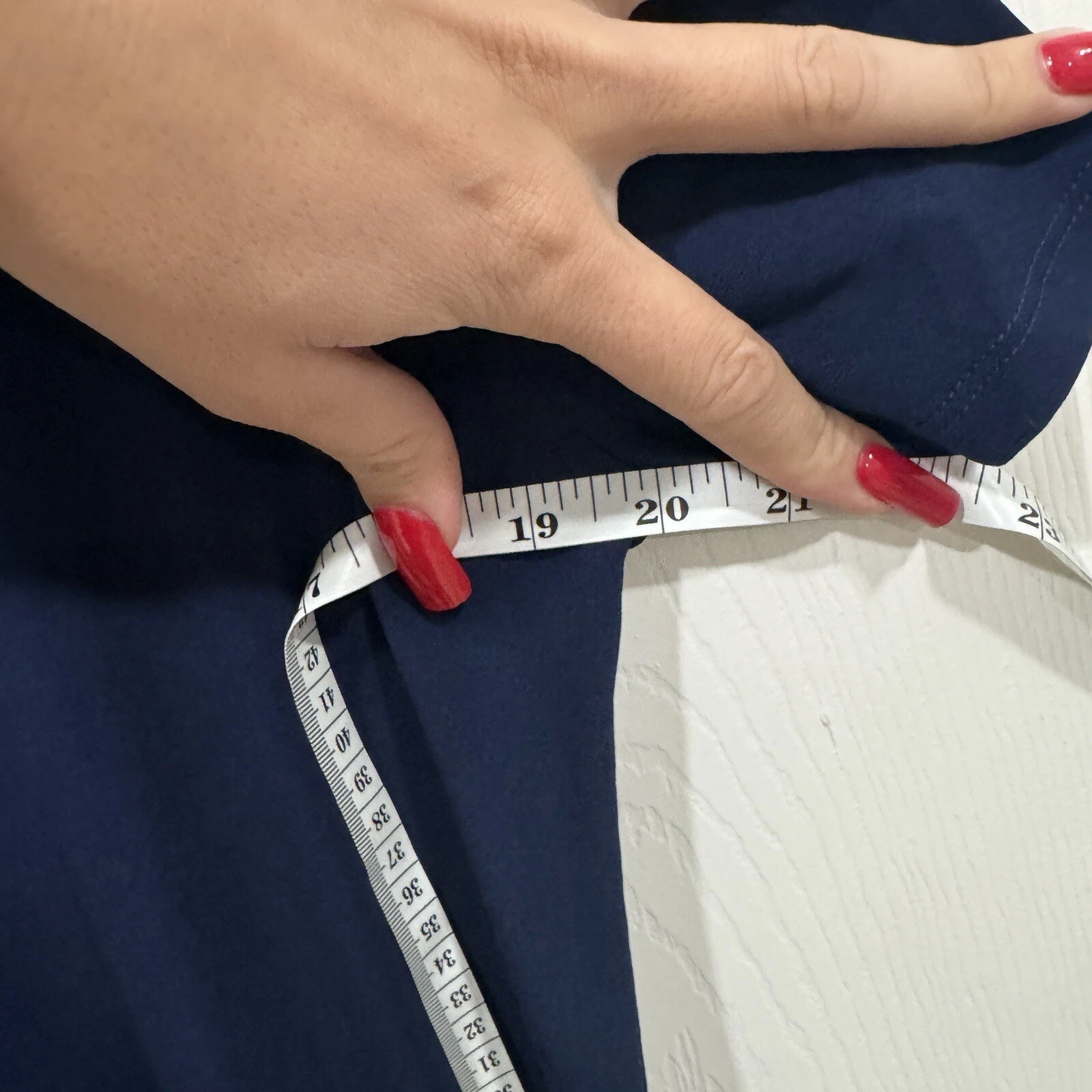 Abito da donna Michael Kors blu scuro nuovo con etichette taglia media