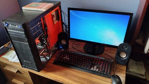 Used custom complete gaming desktop phenomII x4 3.7ghz, GTX 950 8gb ram, 500hdd - Picture 1 of 6