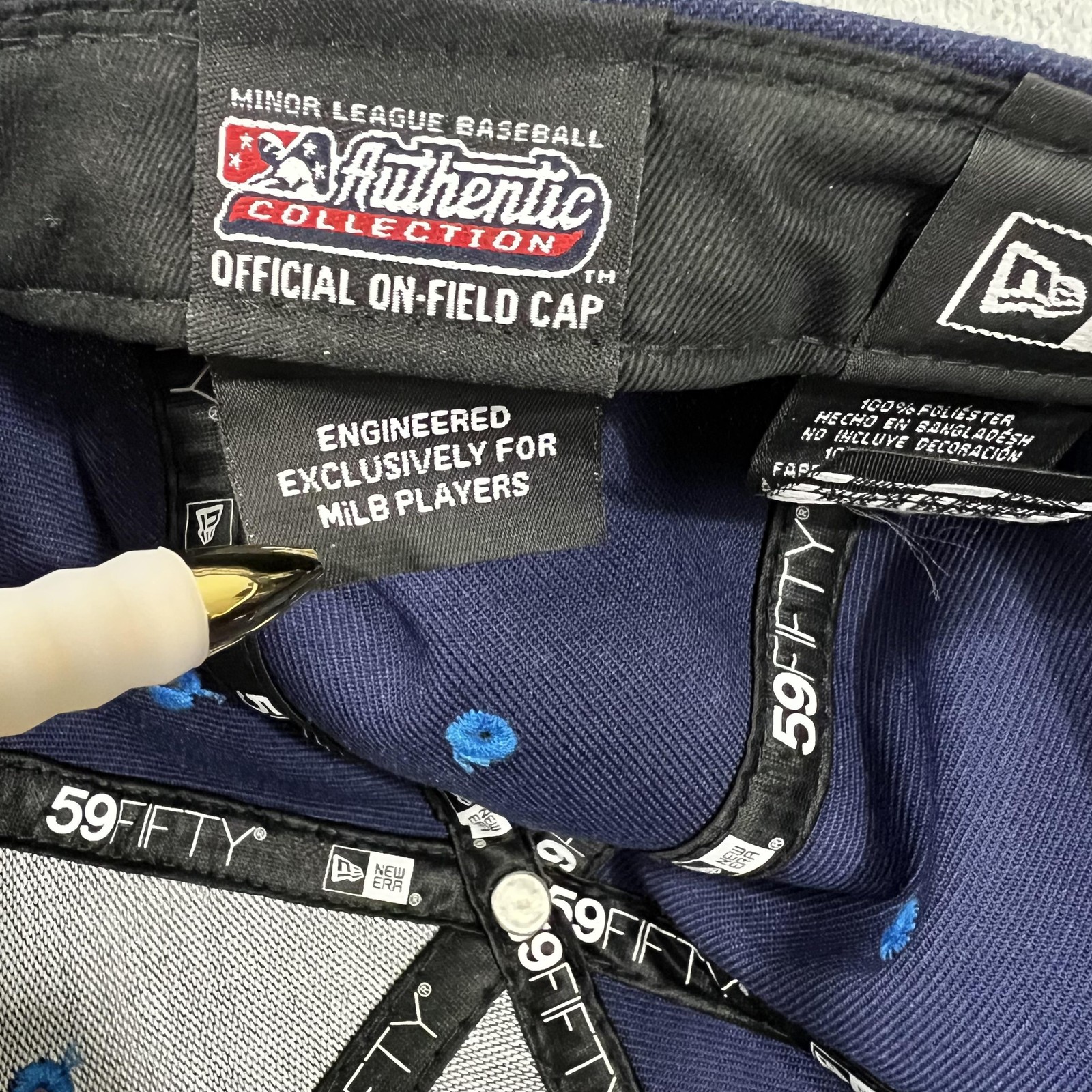 San Antonio Missions Flying Chanclas Fitted Mens 7 5/8 Navy Pink New Era 59FIFTY