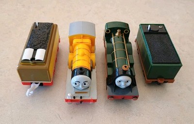 2006 MOLLY & EMILY Trackmaster Thomas & Friends Tank Engine Train Coaltenders