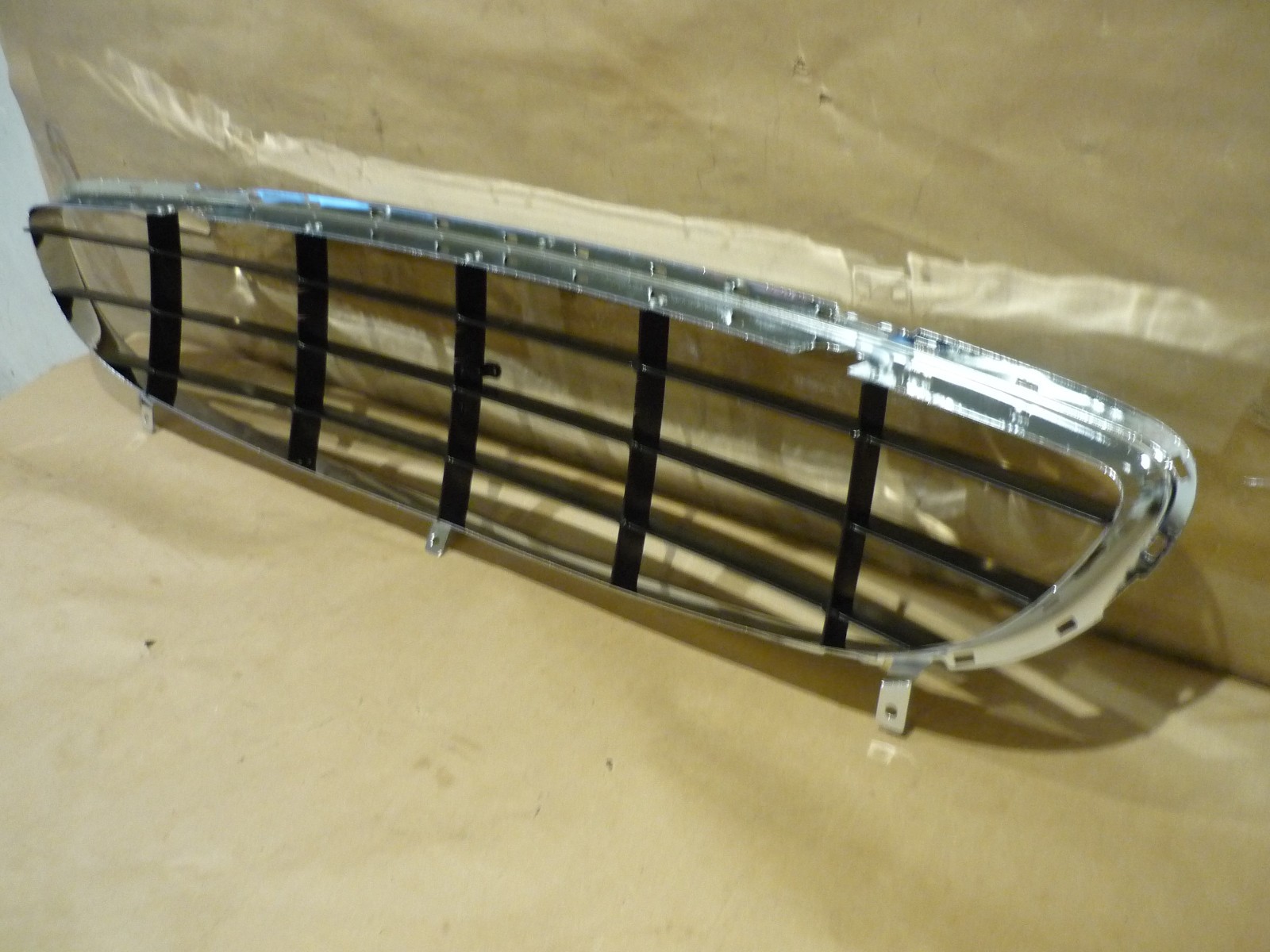 Ferrari California - Front Bumper Grille -NEW - P/N 69830700