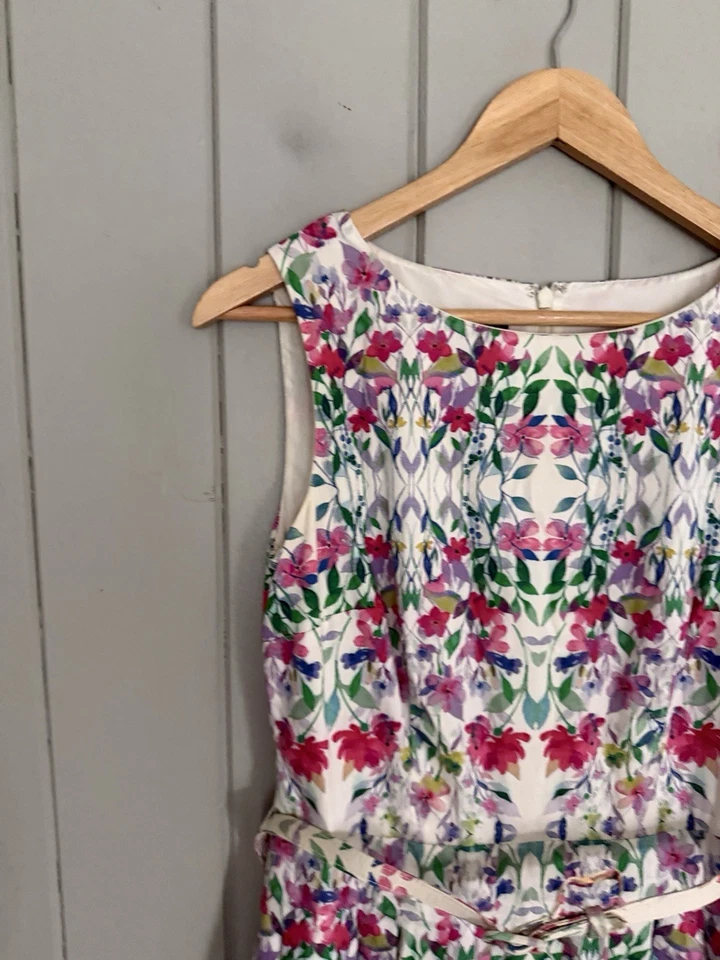 Talbots Petites Dress 6P Belted A-Line White Floral Garden Part Fit Flare Cotton - Image 3 of 4