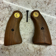 Colt Revolver Wood Grips Oem Factory Gold Medallion Colt Revolver Wood Grips Oem Factory Gold Medallion