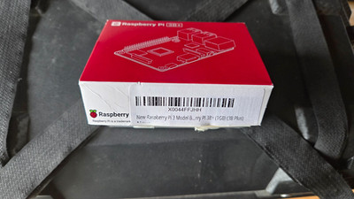 Raspberry Pi 3 Model B+ (Broadcom BCM2837, 1.2 GHz, 1 GB RAM) With Display used