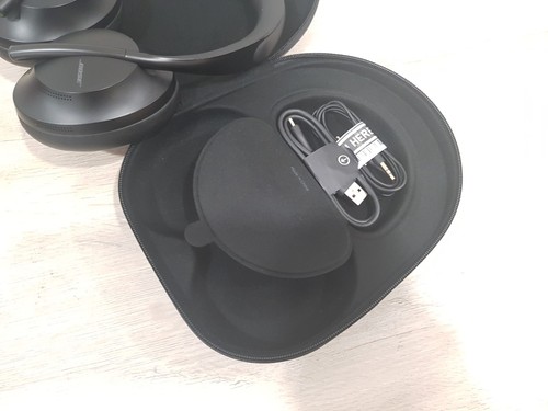 Bose Noise Cancelling 700 Over-Ear Wireless Headphones NC700 Black 794297-0100 - Picture 15 of 19