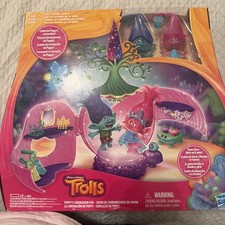 Dreamworks Trolls Poppy  s Coronation New In Box