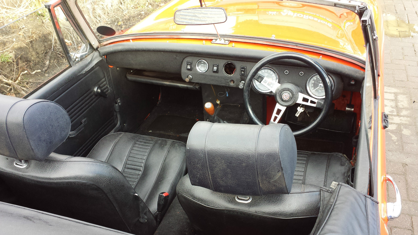 Picture 3 of 6