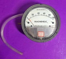 Dwyer Magnehelic 2100 Differential Pressure Gauge 0-100