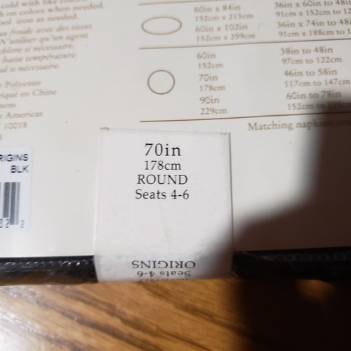 Origins Microfiber Tablecloth Black Round 70 In. Easy Clean Spill Repellent New - Picture 3 of 3