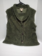 WOOLRICH Women  s Rocky Ridge Curly Fleece Toggle Button Vest in Olive Green Sz L